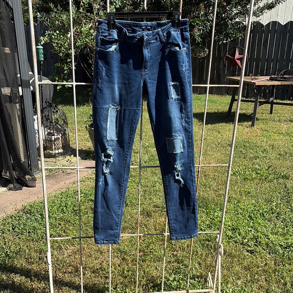 Trendy Distressed Skinny Jeans in Deep Blue